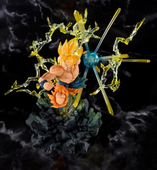 SUPER SAIYAN SON GOKU -THE BURNING BATTLES-. FIGUARTS ZERO. BANDAI - Imagen 4