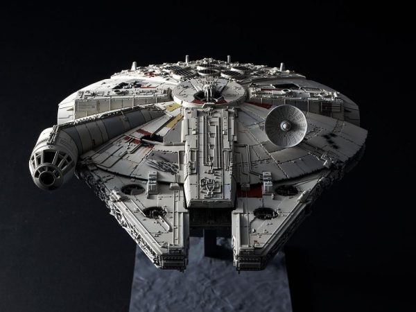 MILLENNIUM FALCON (STAR WARS: THE RISE OF SKYWALKER). 1/144. BANDAI. - Imagen 2