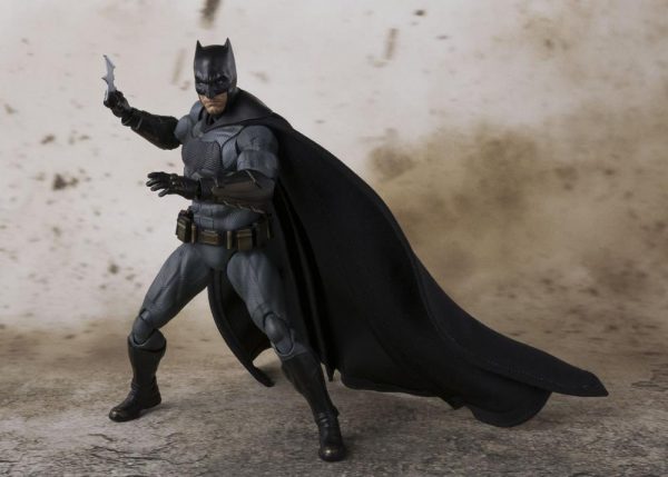 S.H.FIGUARTS BATMAN JUSTICE LEAGUE. BANDAI - Imagen 4