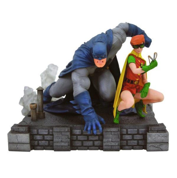 DC GALLERY BATMAN & ROBIN. DIAMOND SELECT TOYS