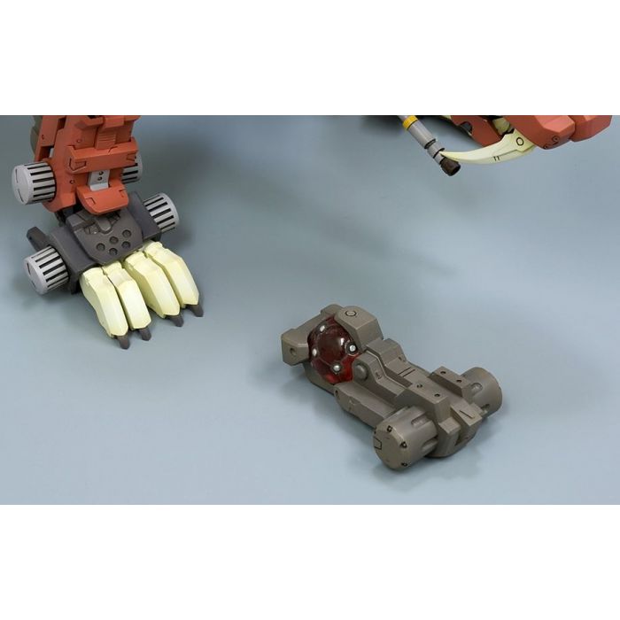 ZOIDS: EZ-016 SABER TIGER. KOTOBUKIYA - Imagen 4