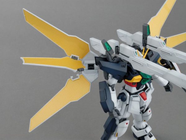 GUNDAM MG DOUBLE X 1/100. BANDAI - Imagen 4