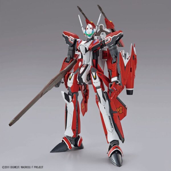 Figura armable de YF-29 Valkyrie de Macross Frontier original de Bandai.​