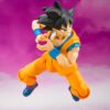 Son Goku Dragon Ball DAIMA con traje naranja clásico.