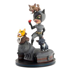 Catwoman Elite Vinyl Figure DC figura colección en Ecuador.